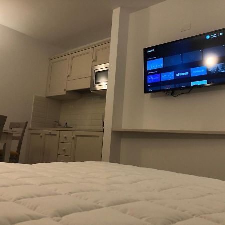 Hotel Italia ساتْشيلي المظهر الخارجي الصورة