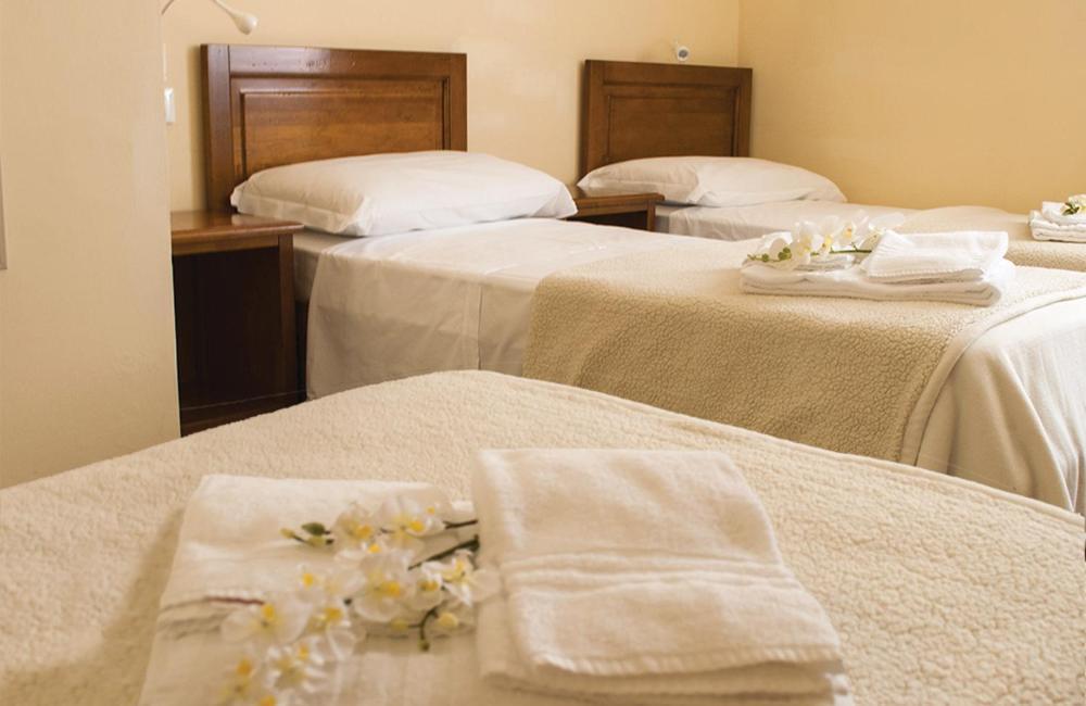 Hotel Italia ساتْشيلي المظهر الخارجي الصورة